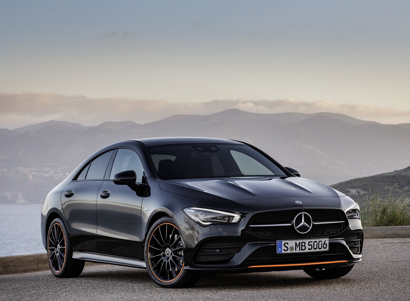 2020 Mercedes-Benz CLA 250 Coupe Edition Orange Art AMG Line (Color: Cosmos Black) Front Three-Quarter Wallpapers #99 of 133