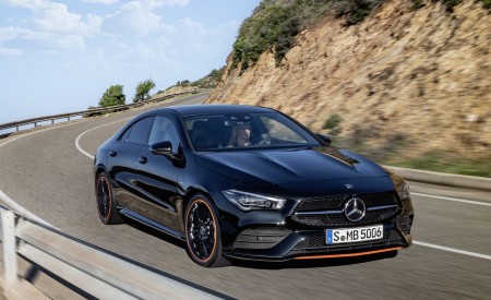 2020 Mercedes-Benz CLA 250 Coupe Edition Orange Art AMG Line (Color: Cosmos Black) Front Three-Quarter Wallpapers 450x275 (91)