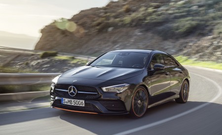 2020 Mercedes-Benz CLA 250 Coupe Edition Orange Art AMG Line (Color: Cosmos Black) Front Three-Quarter Wallpapers 450x275 (89)