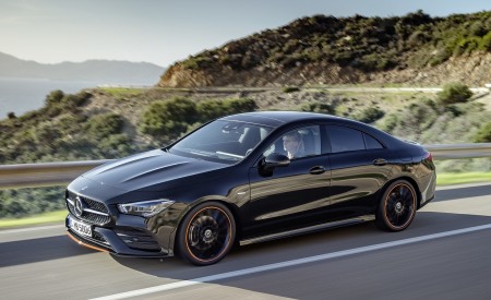 2020 Mercedes-Benz CLA 250 Coupe Edition Orange Art AMG Line (Color: Cosmos Black) Front Three-Quarter Wallpapers 450x275 (88)