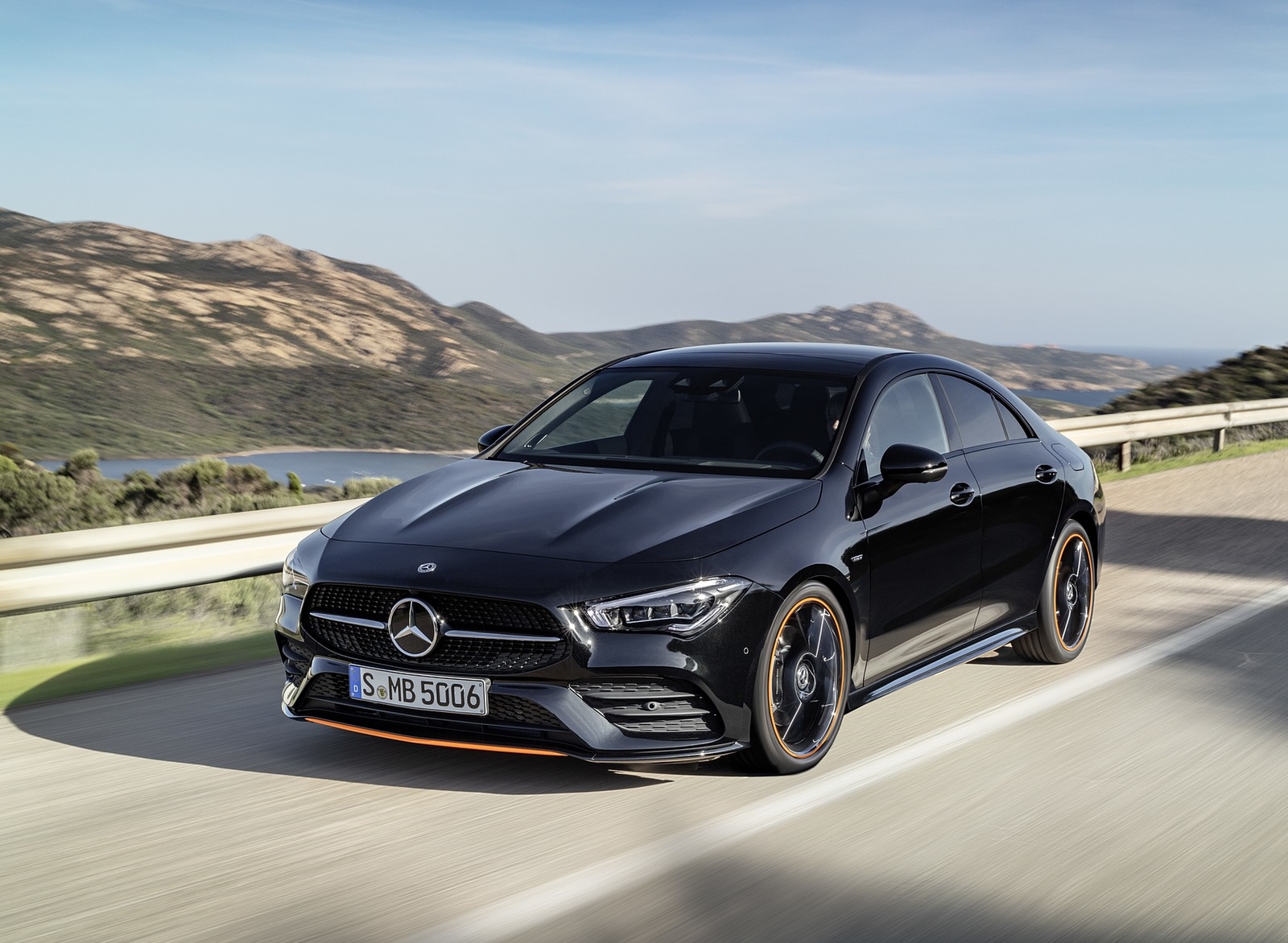 2020 Mercedes-Benz CLA 250 Coupe Edition Orange Art AMG Line (Color: Cosmos Black) Front Three-Quarter Wallpapers #87 of 133