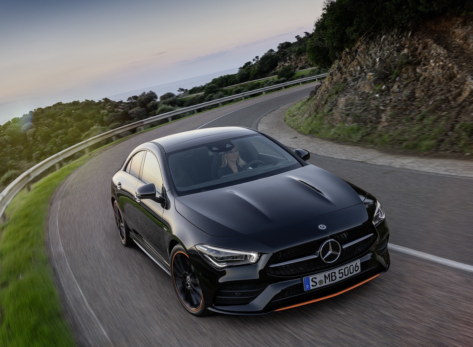 2020 Mercedes-Benz CLA 250 Coupe Edition Orange Art AMG Line (Color: Cosmos Black) Front Wallpapers #102 of 133