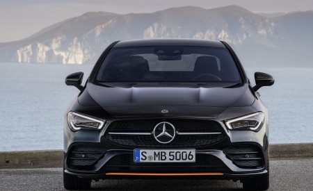 2020 Mercedes-Benz CLA 250 Coupe Edition Orange Art AMG Line (Color: Cosmos Black) Front Wallpapers 450x275 (97)