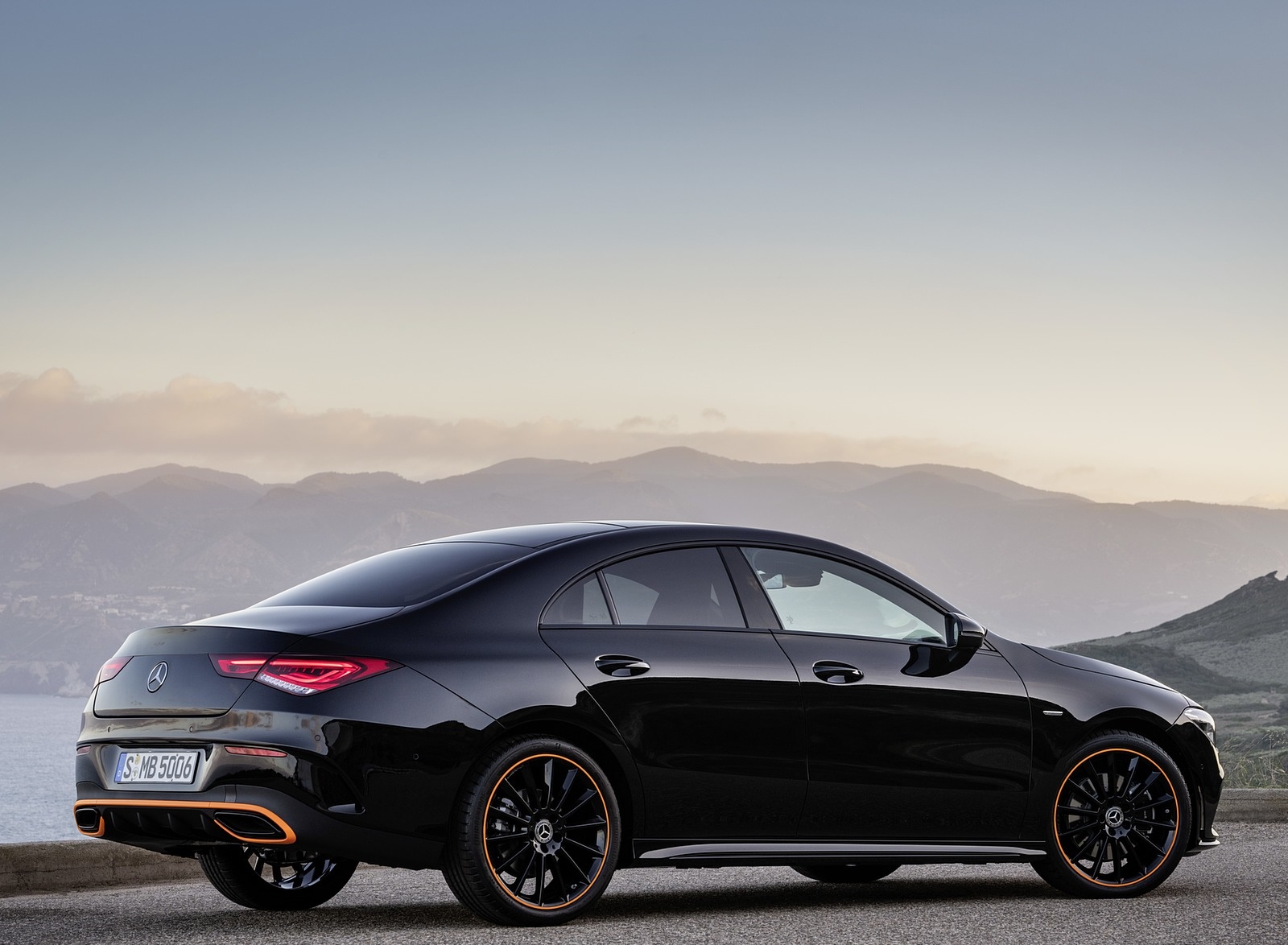 2020 Mercedes-Benz CLA 250 Coupe Edition Orange Art AMG Line (Color: Cosmos Black) Rear Three-Quarter Wallpapers #109 of 133