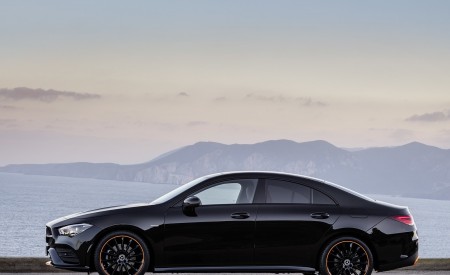 2020 Mercedes-Benz CLA 250 Coupe Edition Orange Art AMG Line (Color: Cosmos Black) Side Wallpapers 450x275 (108)