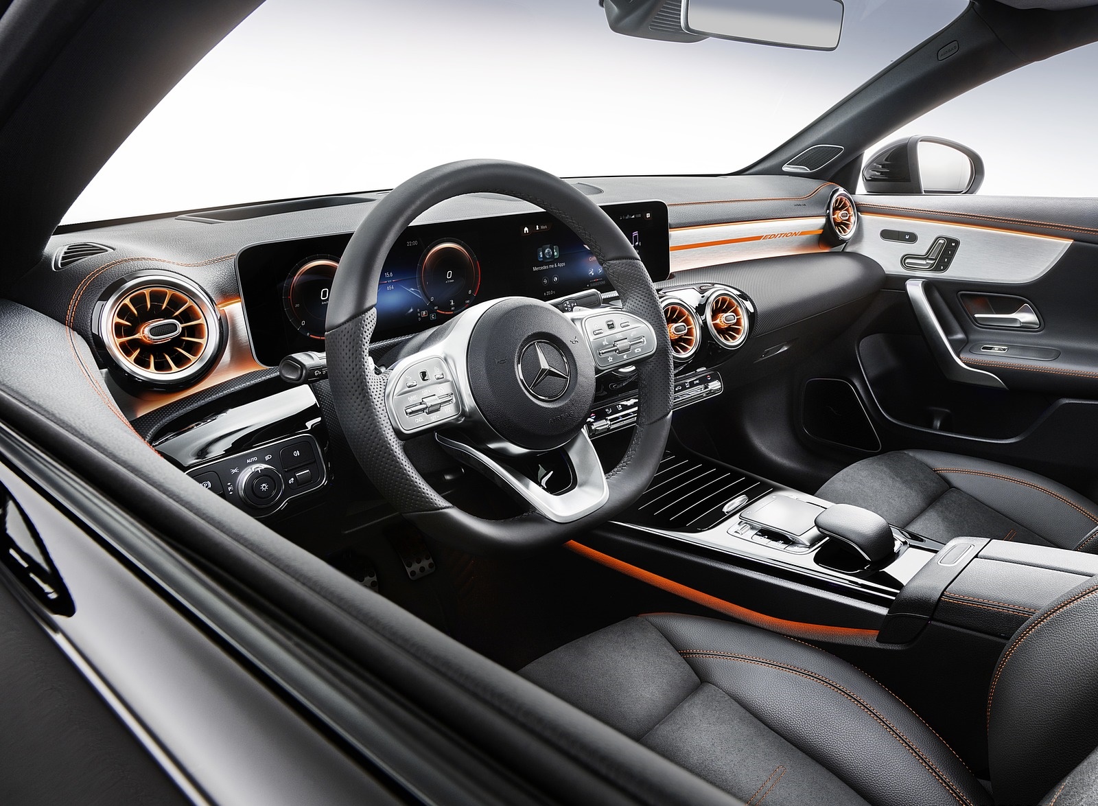 2020 Mercedes-Benz CLA 250 Coupe Edition Orange Art Interior Detail Wallpapers #123 of 133
