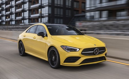 2020 Mercedes-Benz CLA 250 Coupe (US-Spec) Front Three-Quarter Wallpapers 450x275 (51)