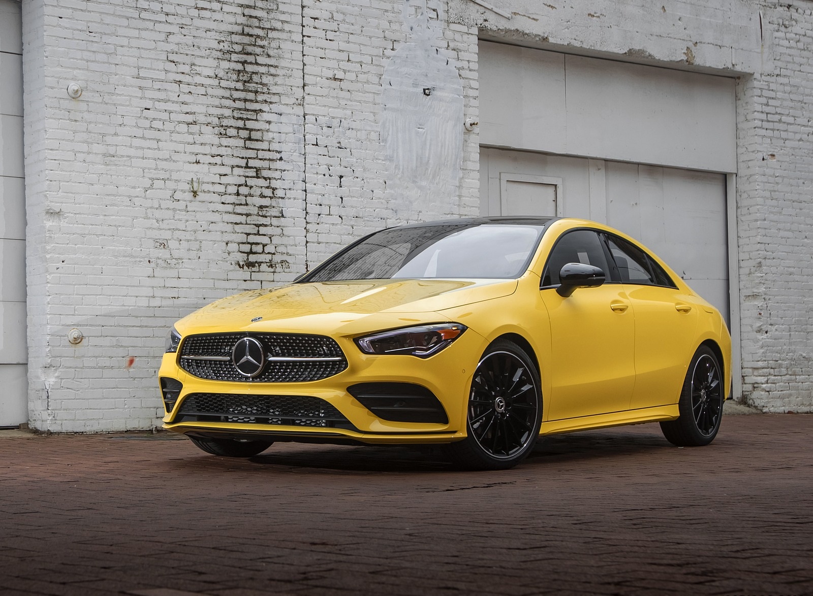 Мерседес CLA С люком