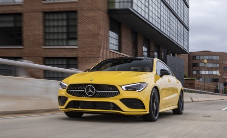 2020 Mercedes-Benz CLA 250 Coupe (US-Spec) Front Wallpapers 450x275 (56)