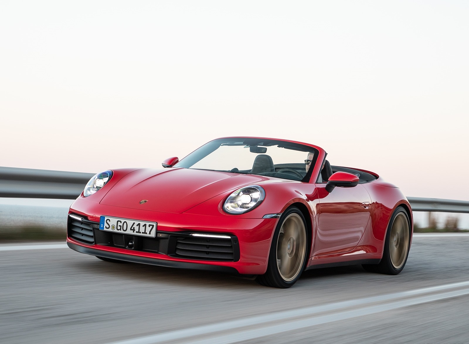 2020 Porsche 911 Carrera 4S Cabriolet (Color: India Red) Front Three-Quarter Wallpapers #47 of 193
