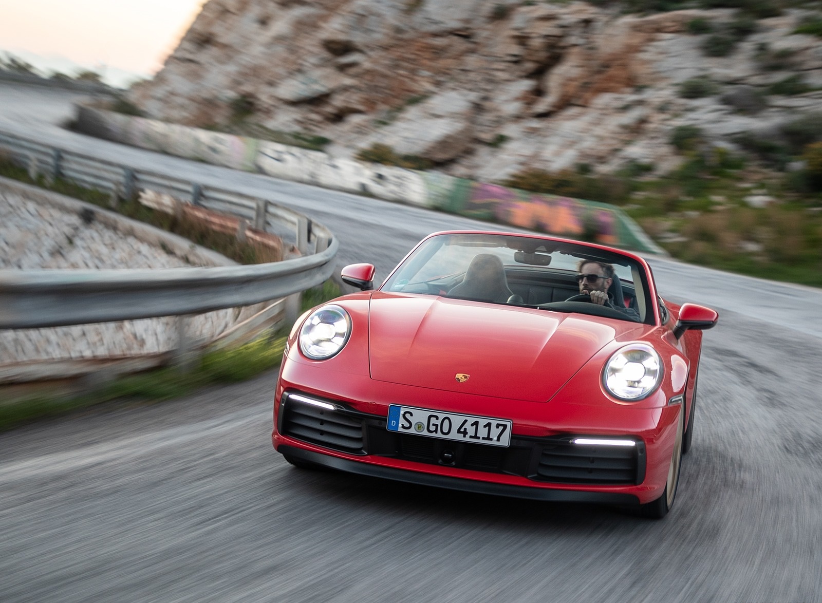 2020 Porsche 911 Carrera 4S Cabriolet (Color: India Red) Front Wallpapers #59 of 193