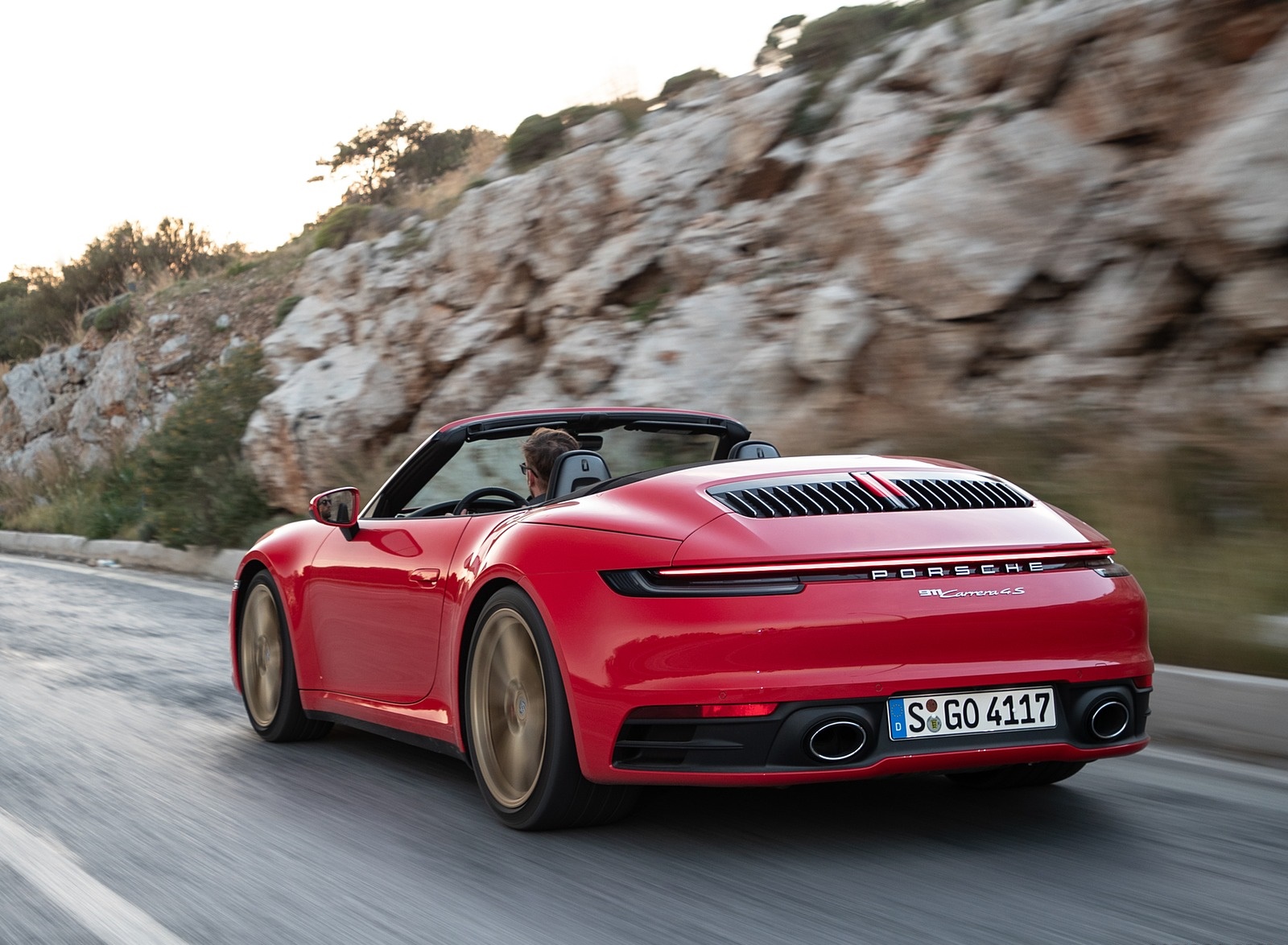 2020 Porsche 911 Carrera 4S Cabriolet (Color: India Red) Rear Three-Quarter Wallpapers #60 of 193