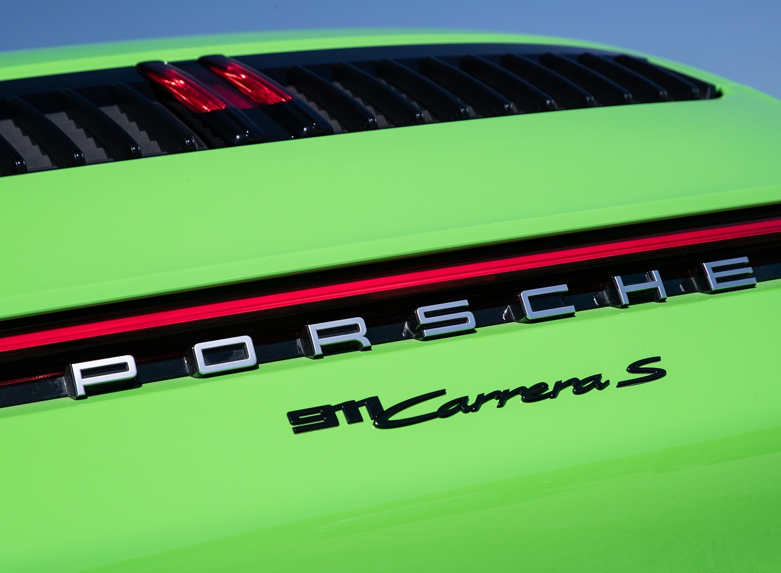 2020 Porsche 911 Carrera S Cabriolet (Color: Lizard Green) Detail Wallpapers #33 of 193