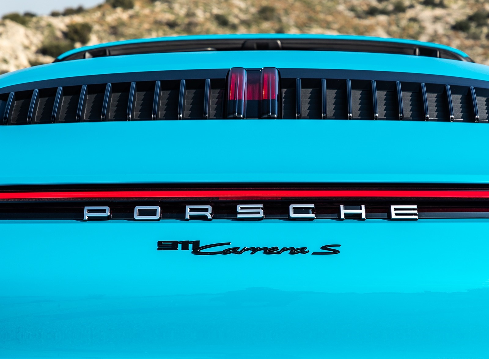 2020 Porsche 911 Carrera S Cabriolet (Color: Miami Blue) Detail Wallpapers #103 of 193