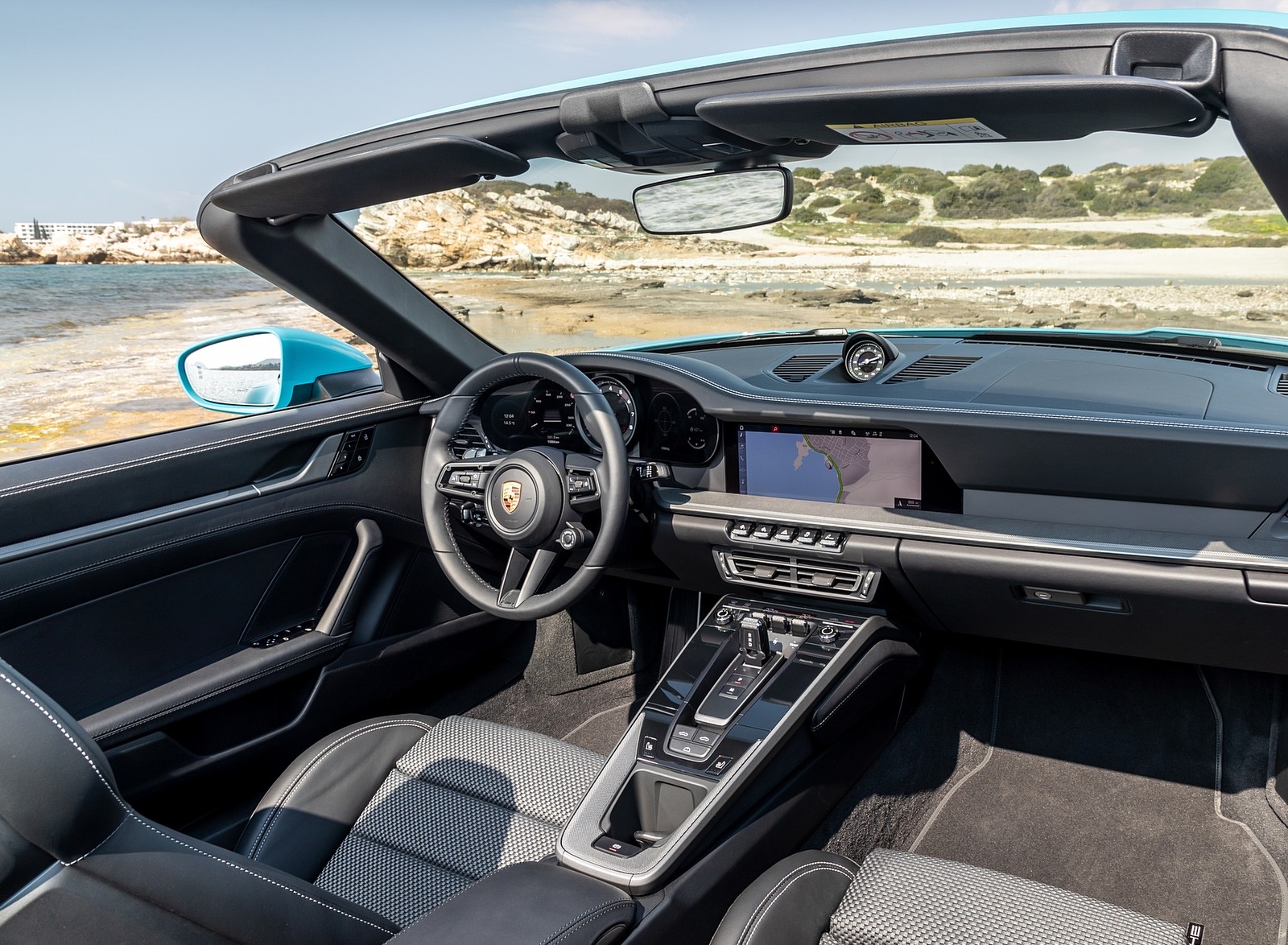 2020 Porsche 911 Carrera S Cabriolet (Color: Miami Blue) Interior Wallpapers #108 of 193