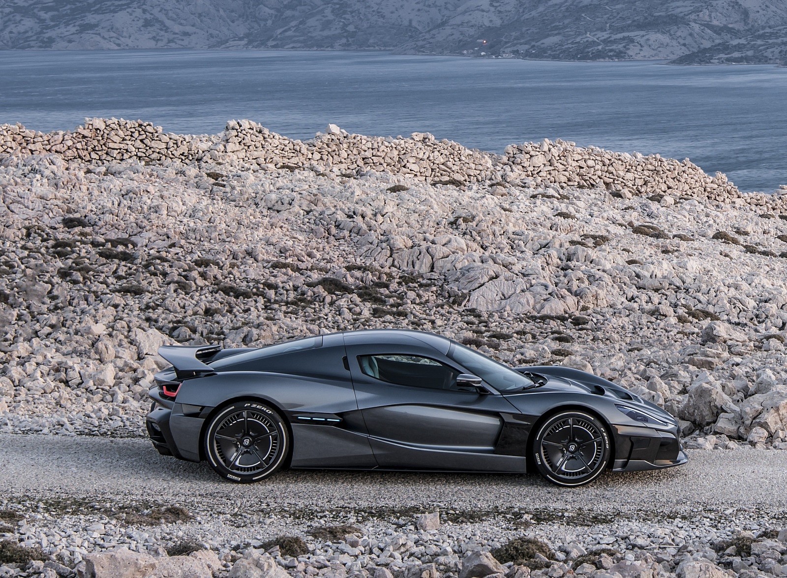 2020 Rimac C_Two Side Wallpapers  #18 of 89
