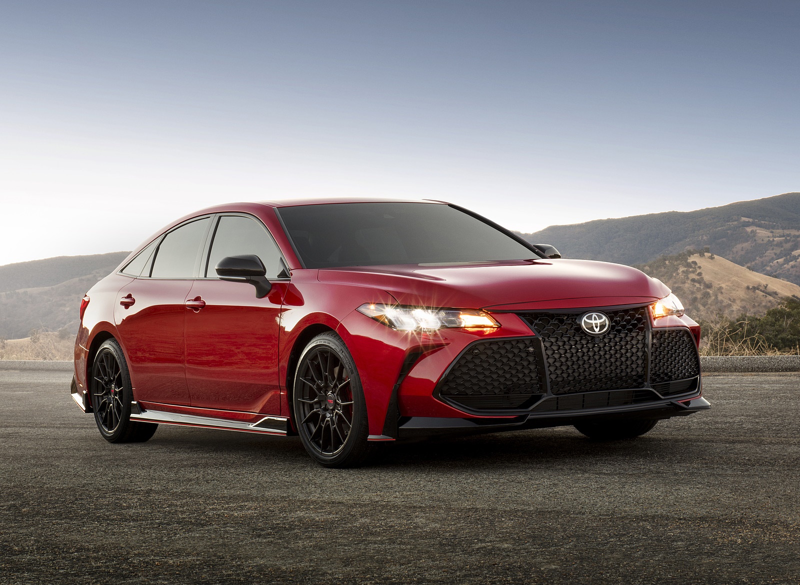 2020 Toyota Avalon TRD Front Three-Quarter Wallpapers (5)