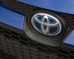 2020 Toyota Corolla Hybrid LE (Color: Blue Crush Metallic) Badge Wallpapers 150x120 (11)