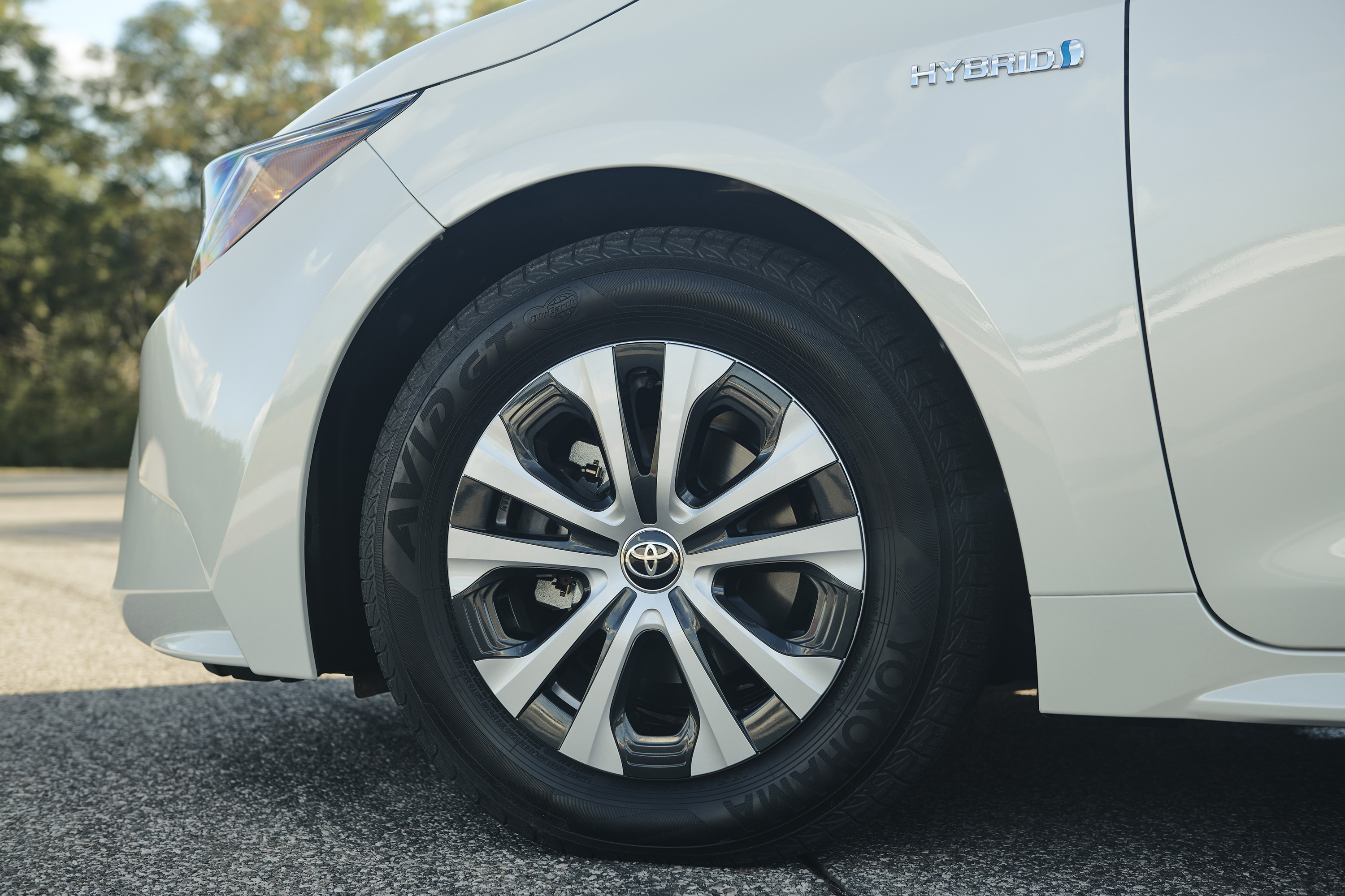 2020 Toyota Corolla Hybrid Wheel Wallpapers #32 of 35