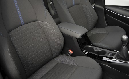2020 Toyota Corolla SE (Color: Blue Crush Metallic) Interior Front Seats Wallpapers 450x275 (26)