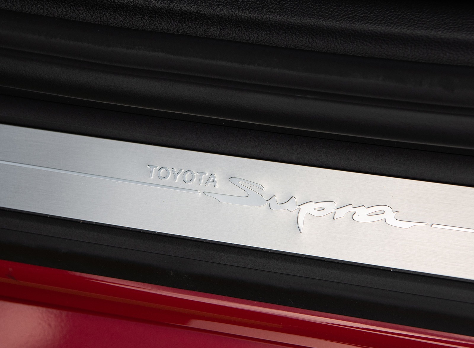 2020 Toyota Supra (Color: Renaissance Red) Door Sill Wallpapers #19 of 157