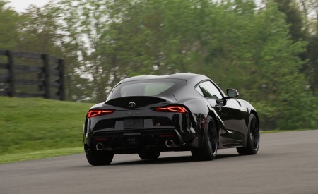 2020 Toyota Supra Launch Edition (Color: Nocturnal) Rear Three-Quarter Wallpapers 450x275 (50)