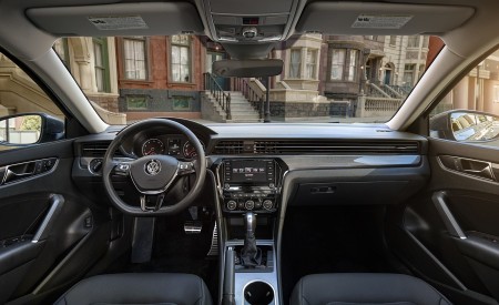 2020 Volkswagen Passat Interior Cockpit Wallpapers 450x275 (84)