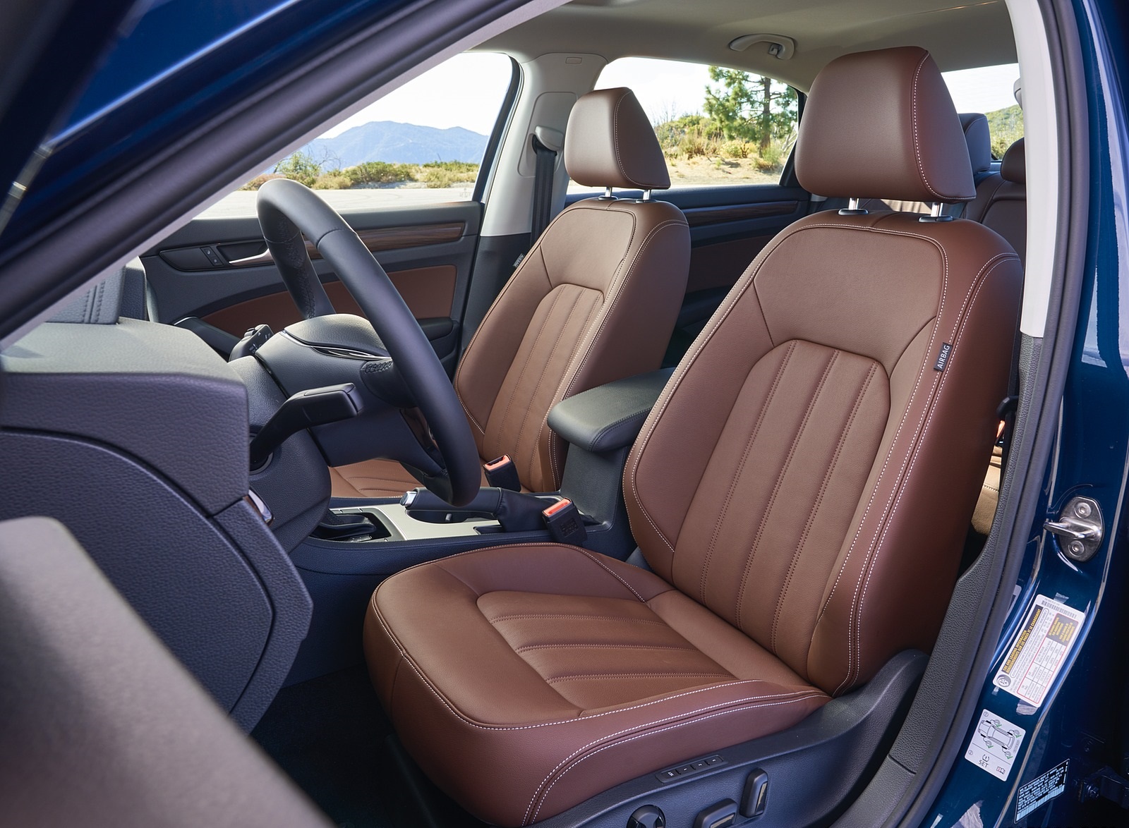 2020 Volkswagen Passat Interior Front Seats Wallpapers #58 of 90