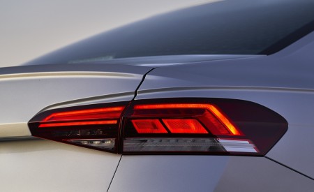 2020 Volkswagen Passat Tail Light Wallpapers 450x275 (34)