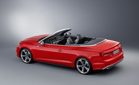 2018 Audi S5 Cabriolet (Color: Misano Red) Rear Three-Quarter Wallpapers 450x275 (21)