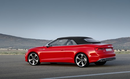 2018 Audi S5 Cabriolet (Color: Misano Red) Side Wallpapers 450x275 (13)