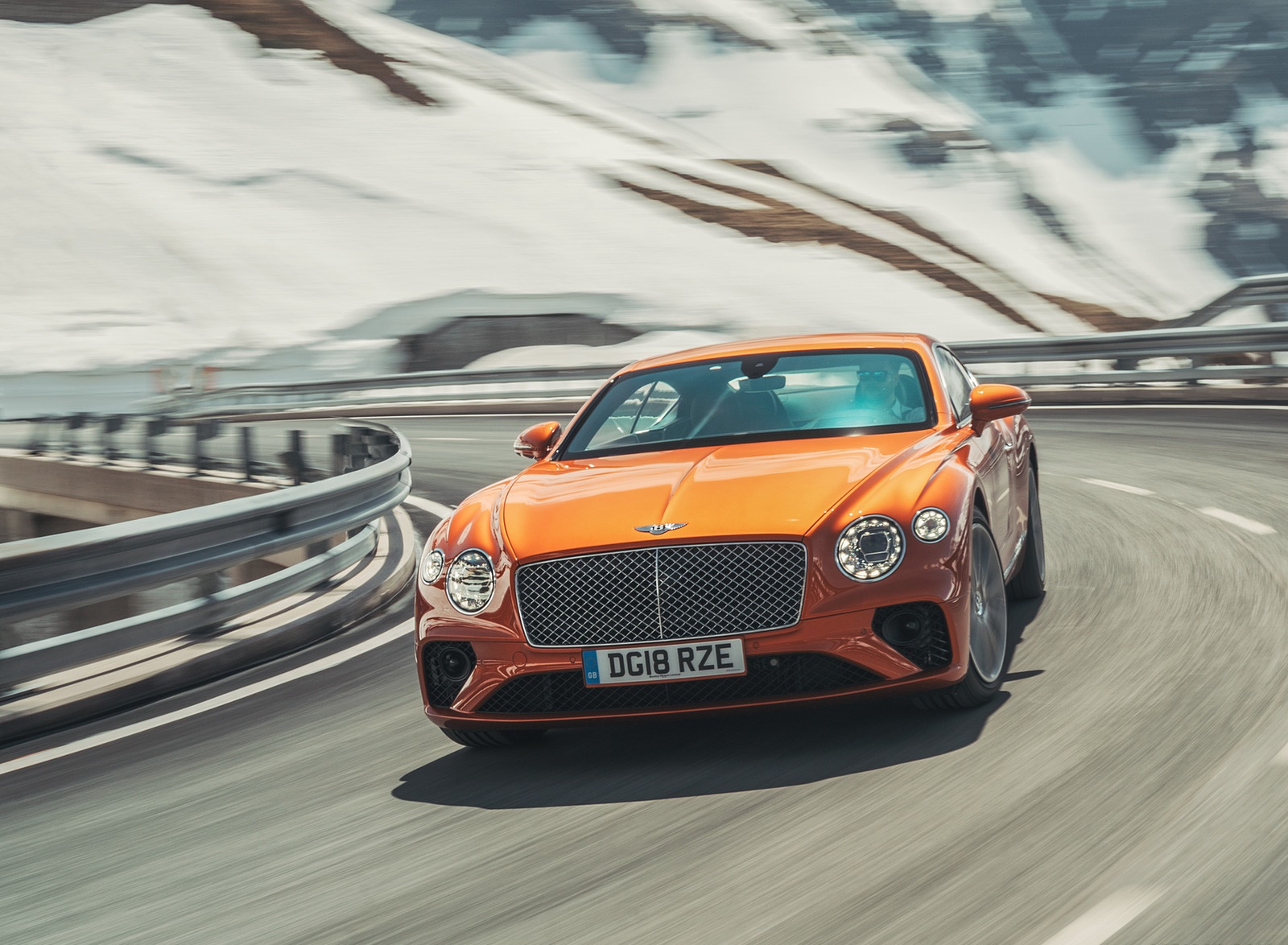 2018 Bentley Continental GT (Color: Orange Flame) Front Wallpapers (1)