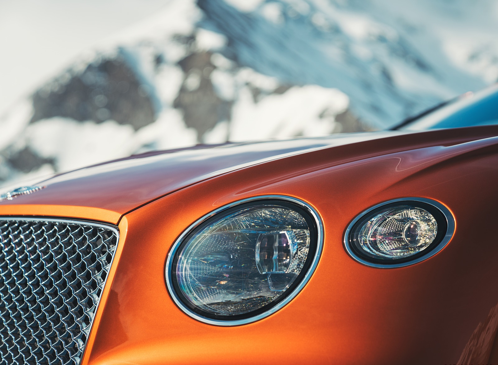 2018 Bentley Continental GT (Color: Orange Flame) Headlight Wallpapers #23 of 158