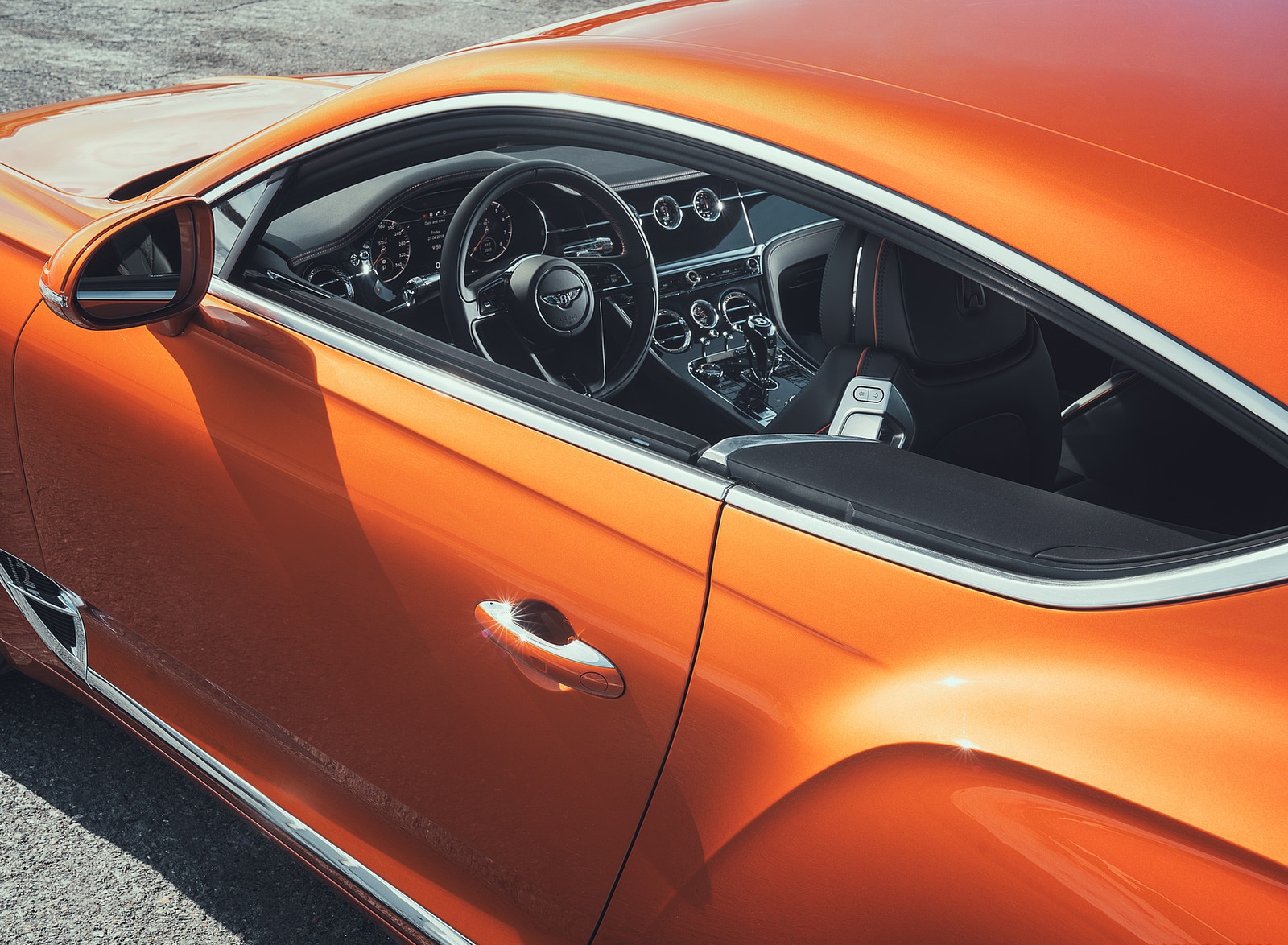 2018 Bentley Continental GT (Color: Orange Flame) Rear Three-Quarter Wallpapers #24 of 158