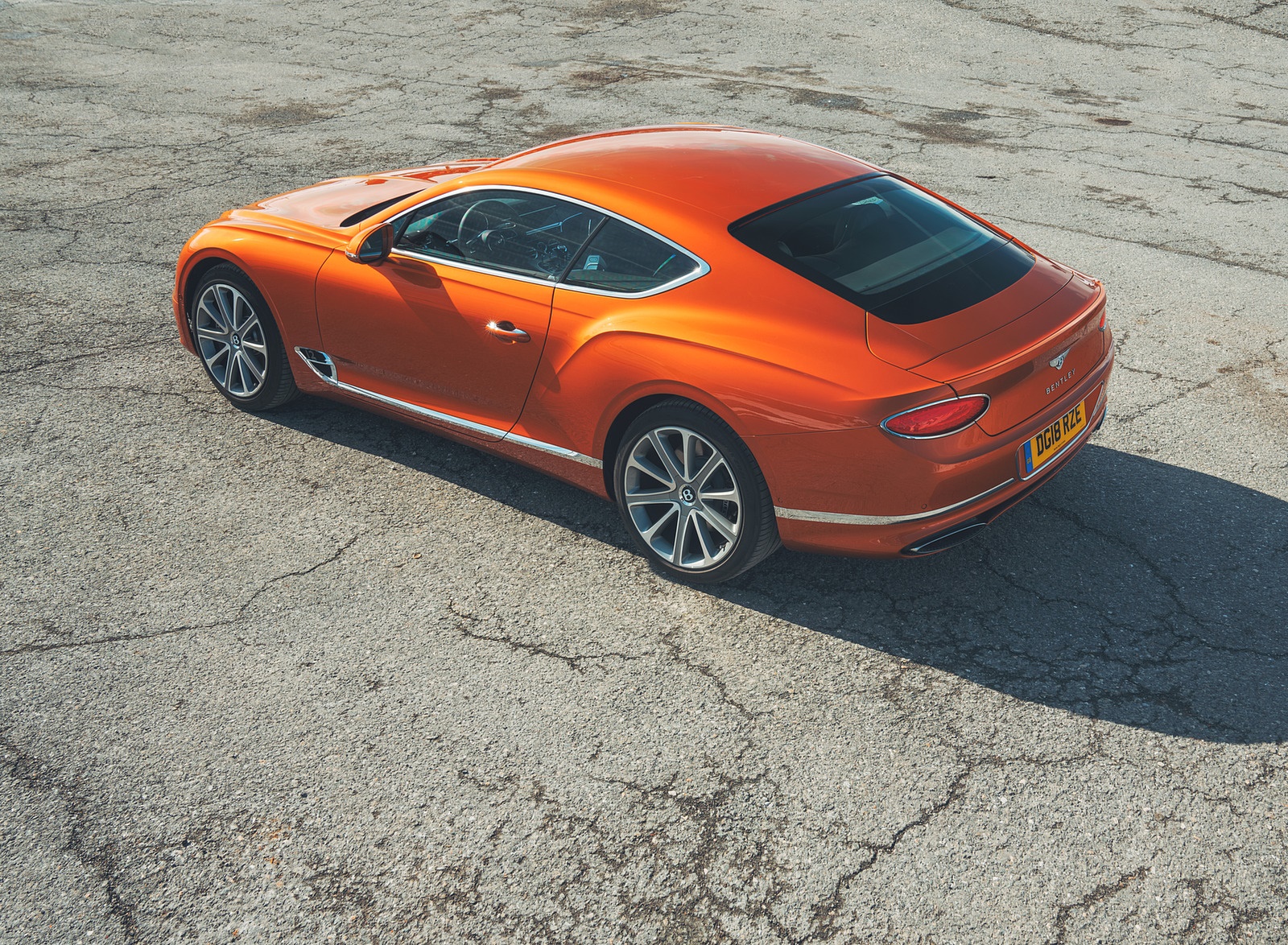 2018 Bentley Continental GT (Color: Orange Flame) Rear Three-Quarter Wallpapers #17 of 158