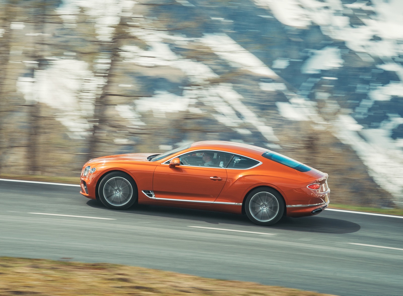 2018 Bentley Continental GT (Color: Orange Flame) Side Wallpapers #13 of 158
