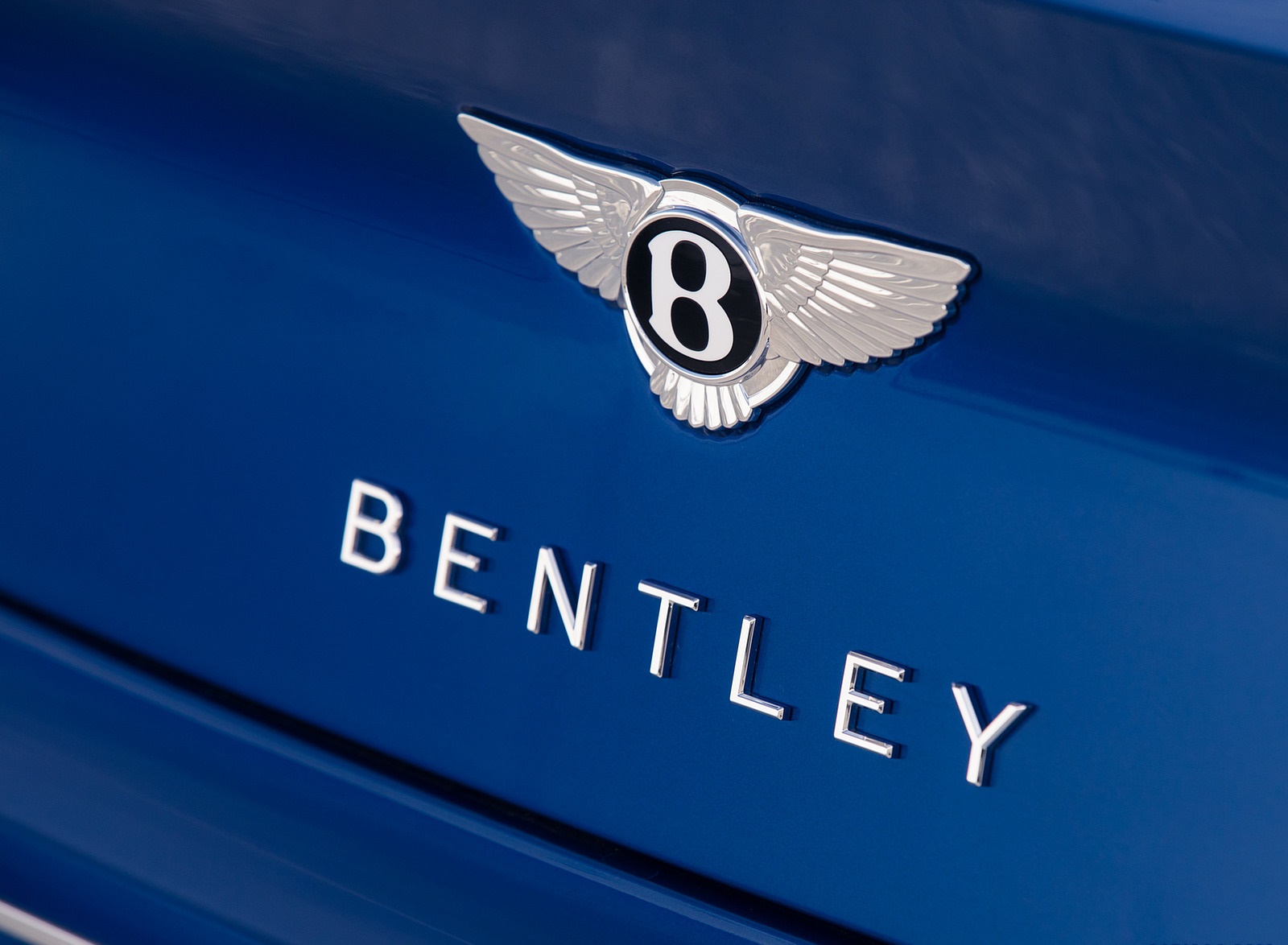 2018 Bentley Continental GT (Color: Sequin Blue) Badge Wallpapers #148 of 158