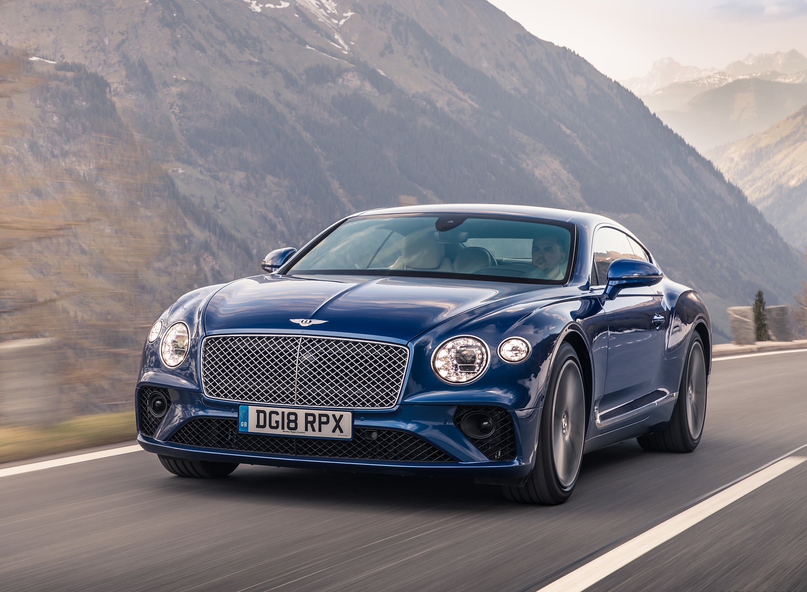 2018 Bentley Continental GT (Color: Sequin Blue) Front Three-Quarter Wallpapers #136 of 158
