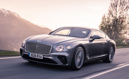 2018 Bentley Continental GT (Color: Tungsten) Front Three-Quarter Wallpapers 450x275 (113)