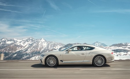 2018 Bentley Continental GT (Color: White Sand) Side Wallpapers 450x275 (101)
