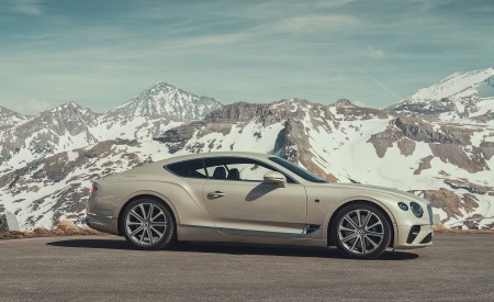 2018 Bentley Continental GT (Color: White Sand) Side Wallpapers 450x275 (105)