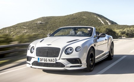 2018 Bentley Continental GT Supersports Convertible (Color: Ice White) Front Three-Quarter Wallpapers 450x275 (84)