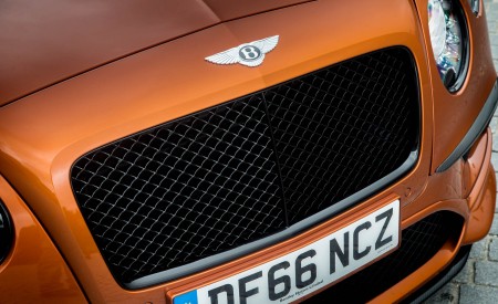 2018 Bentley Continental GT Supersports Convertible (Color: Orange Flame) Front Bumper Wallpapers 450x275 (64)