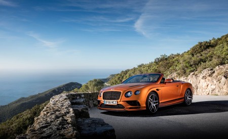 2018 Bentley Continental GT Supersports Convertible (Color: Orange Flame) Front Three-Quarter Wallpapers 450x275 (55)