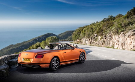2018 Bentley Continental GT Supersports Convertible (Color: Orange Flame) Rear Three-Quarter Wallpapers 450x275 (58)