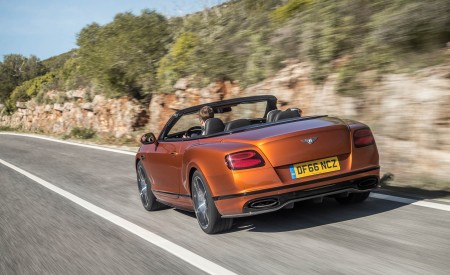 2018 Bentley Continental GT Supersports Convertible (Color: Orange Flame) Rear Three-Quarter Wallpapers 450x275 (52)