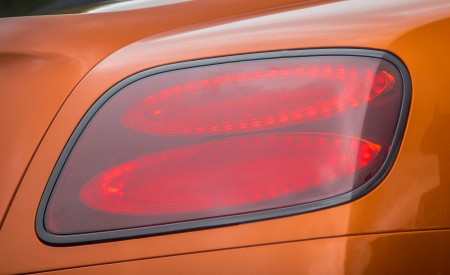 2018 Bentley Continental GT Supersports Convertible (Color: Orange Flame) Tail Light Wallpapers 450x275 (61)