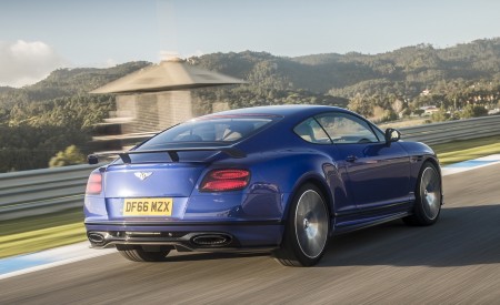 2018 Bentley Continental GT Supersports Coupe (Color: Moroccan Blue) Rear Three-Quarter Wallpapers 450x275 (132)