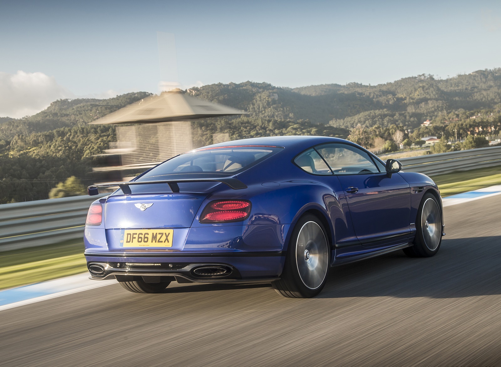2018 Bentley Continental GT Supersports Coupe (Color: Moroccan Blue) Rear Three-Quarter Wallpapers #132 of 178