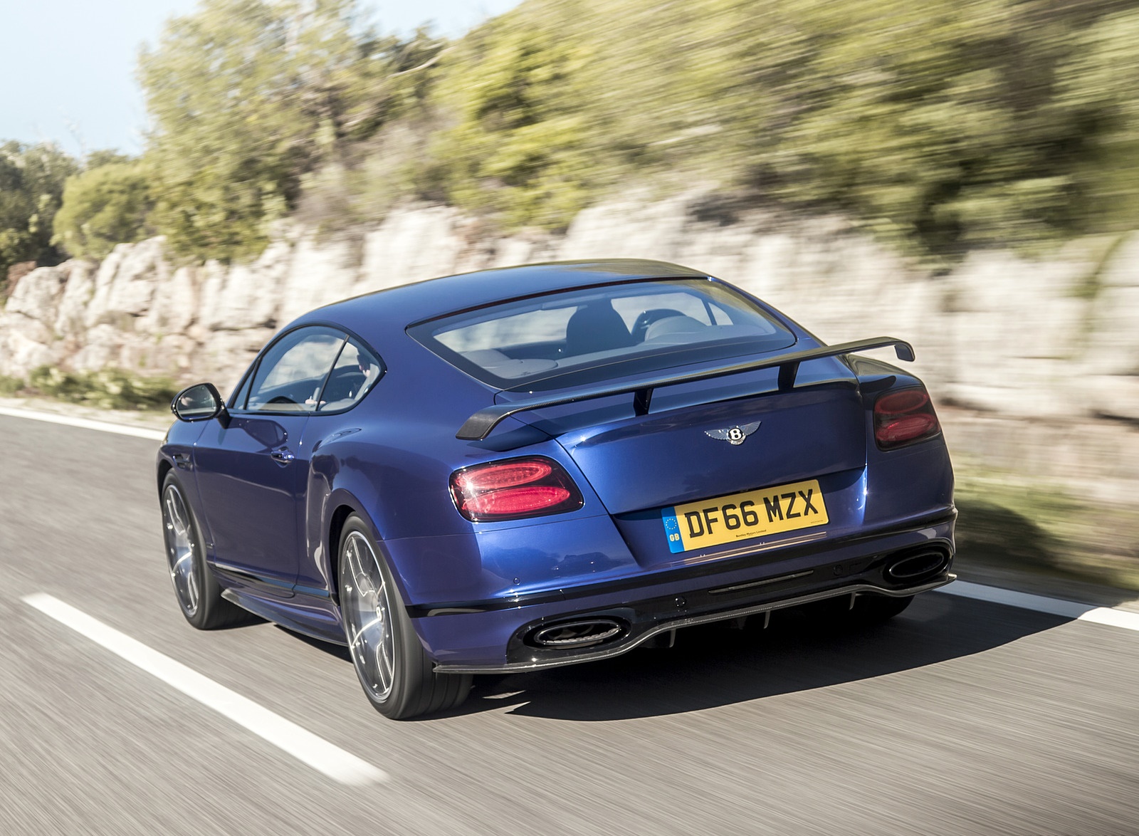 2018 Bentley Continental GT Supersports Coupe (Color: Moroccan Blue) Rear Three-Quarter Wallpapers #125 of 178